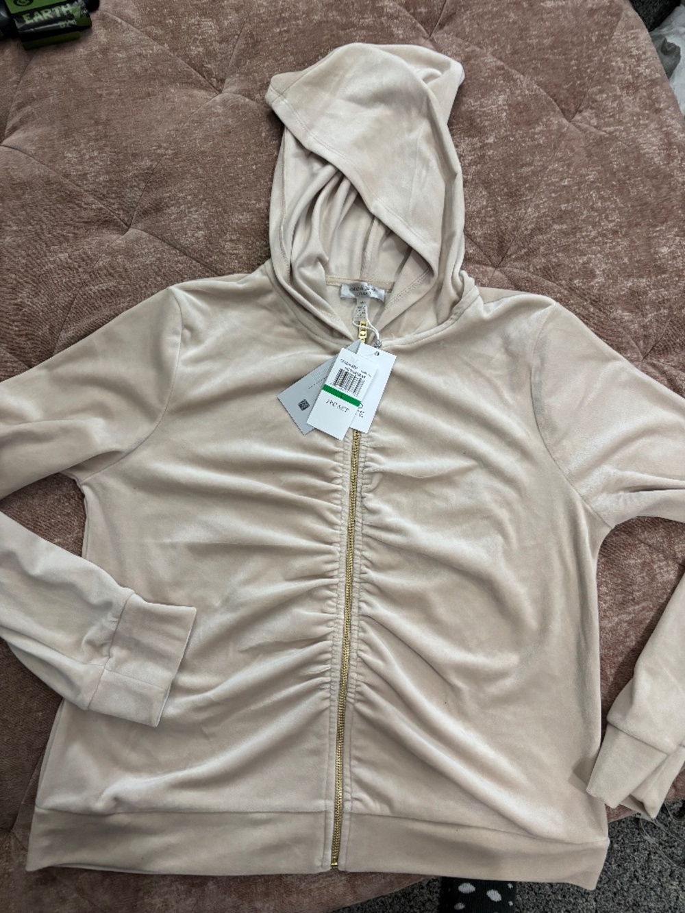 Cable and gauge beige velvet hoodie large nwt